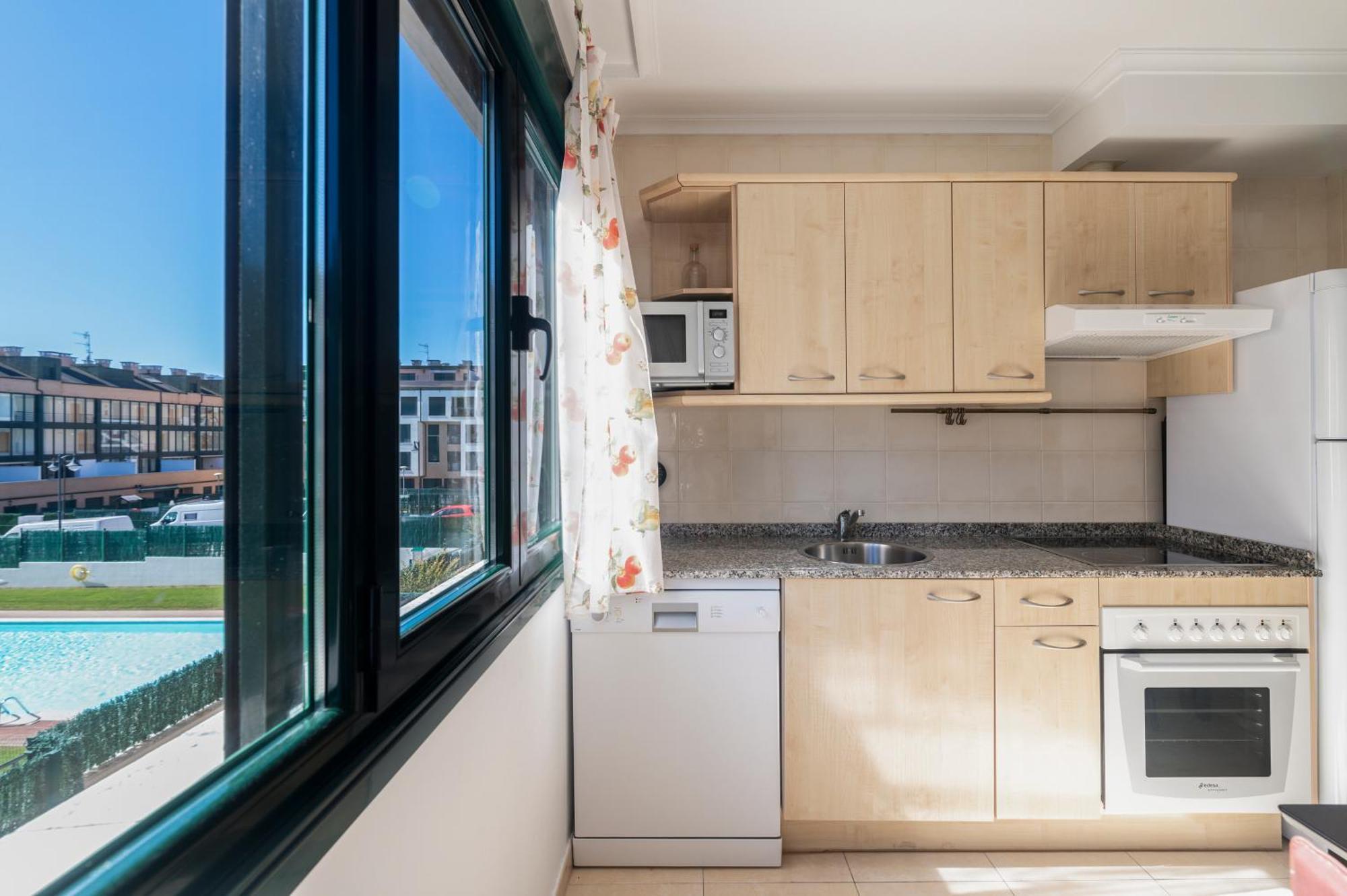 Mar Y Montana, Apartamento Con Piscina, Playa A 3 Km Vut-3945-As 利亚内斯 外观 照片