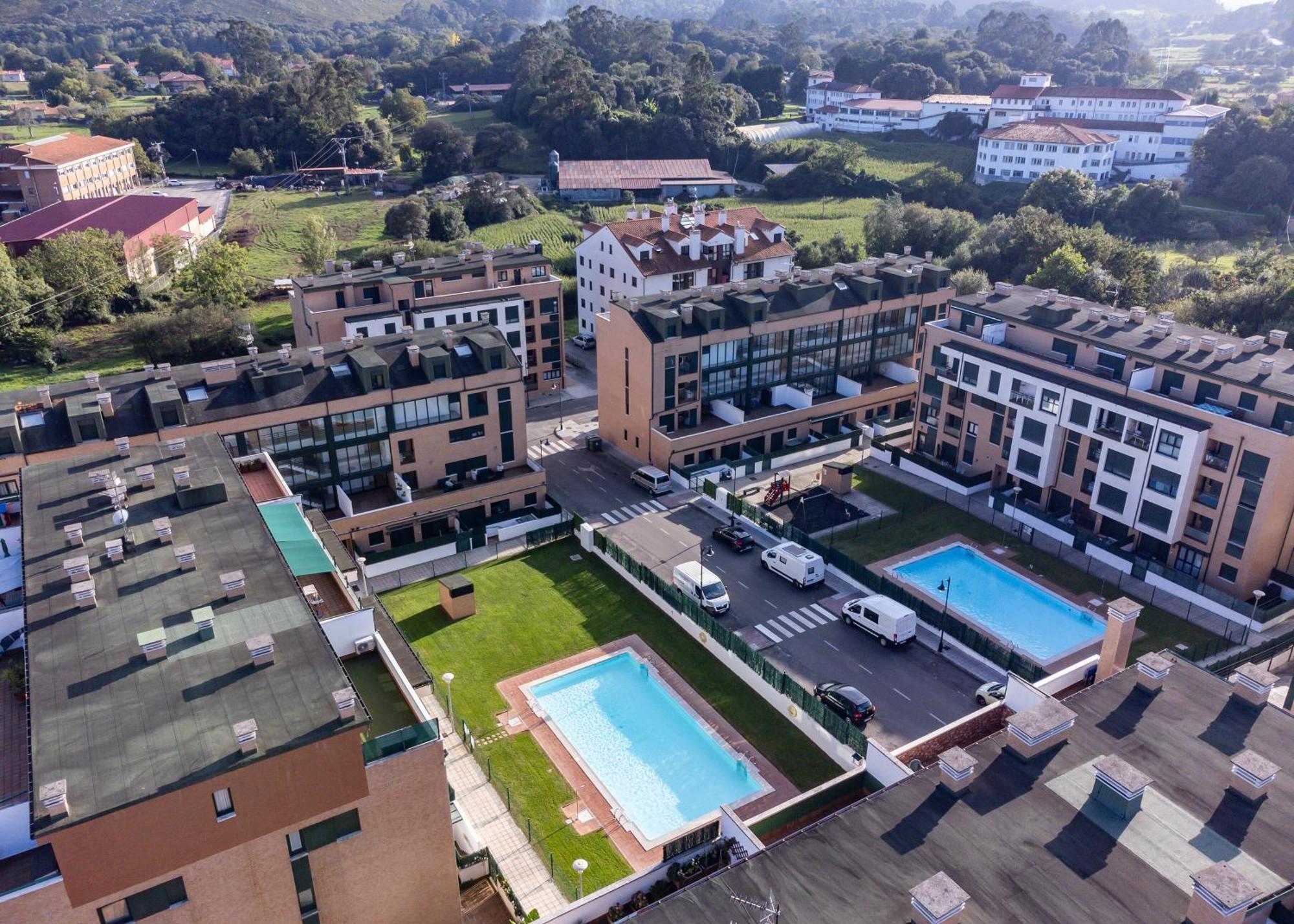 Mar Y Montana, Apartamento Con Piscina, Playa A 3 Km Vut-3945-As 利亚内斯 外观 照片